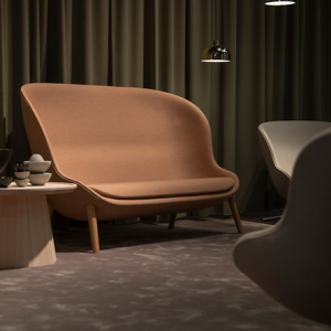 Arlo Curved Lounge Chair